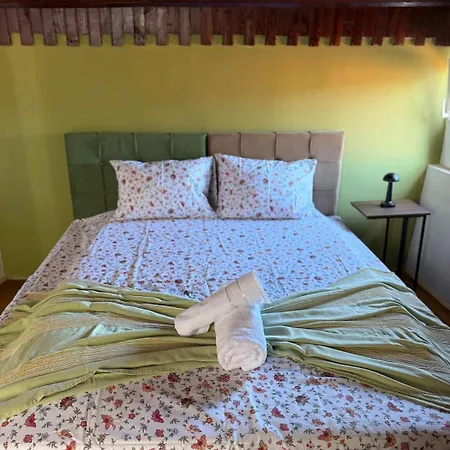 The Loft Atelier Sarajevo, Double Bed Or 2 Single סראייבו