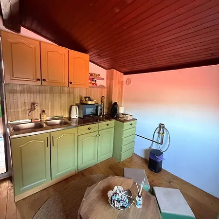 דירה The Loft Atelier Sarajevo, Double Bed Or 2 Single *