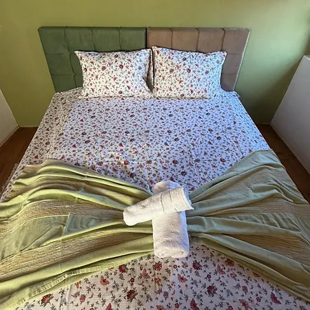 The Loft Atelier Sarajevo, Double Bed Or 2 Single סראייבו